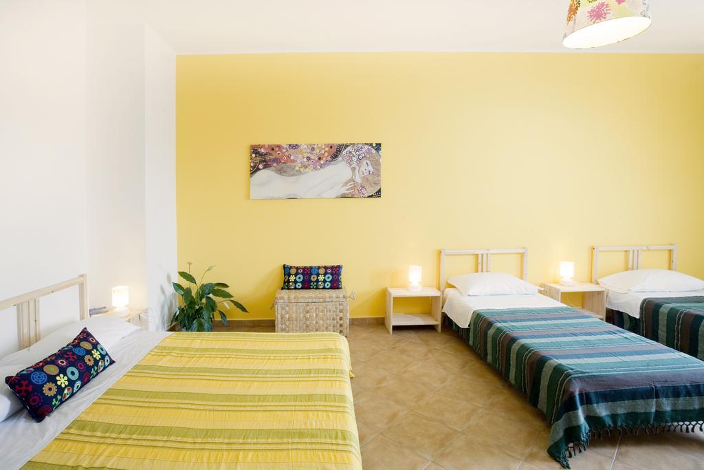 B&B La Gatta Bianca Oliveri Room photo